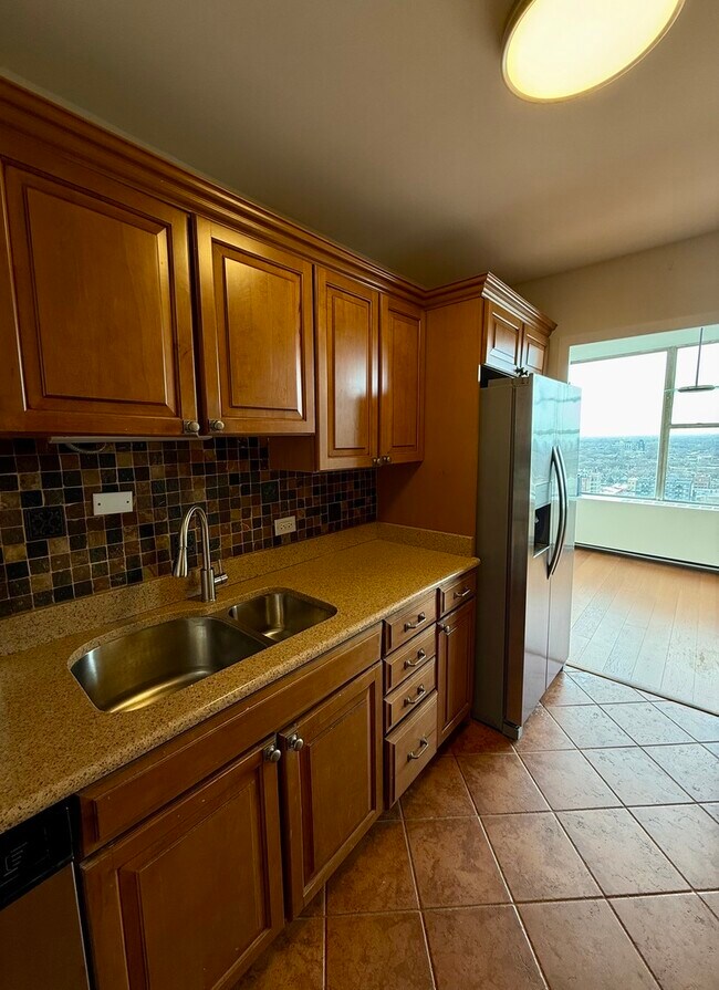 Foto del edificio - 5757 N Sheridan Rd