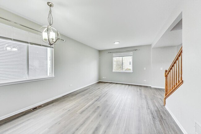 Building Photo - 3818 Adesso Ln