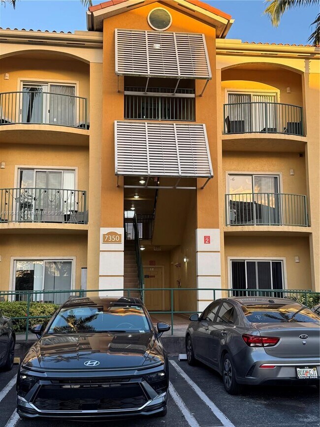 Foto del edificio - 7350 NW 114th Ave