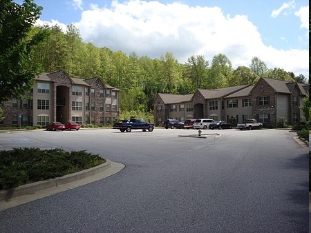 Mineral Springs - Mineral Springs Apartments