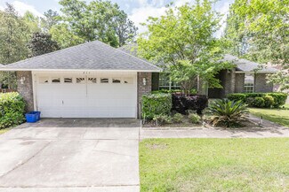 Building Photo - 211 Foxchase Way