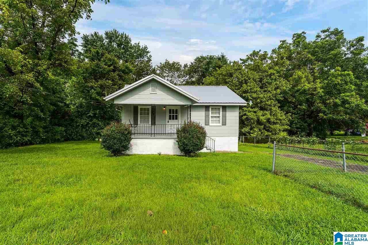 2228 Mountain Dr, Gardendale, AL 35071 House Rental in Gardendale, AL