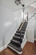 Building Photo - 450 Dunham Ave