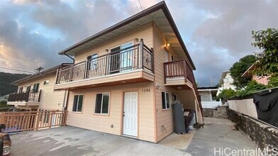 Building Photo - 1594 Wailele St