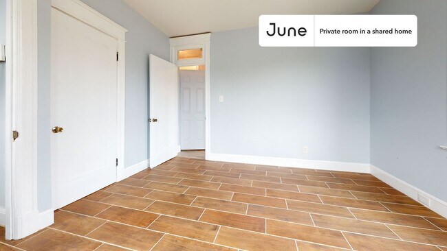 Foto del edificio - Room in Shared 7 bed/6 bath home in Dupont Park