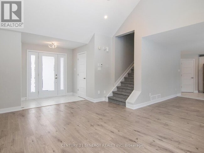 Building Photo - 51 Chateauguay St