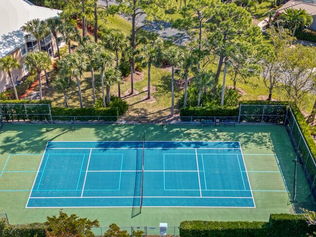 Foto del edificio - 3930 Leeward Passage Ct