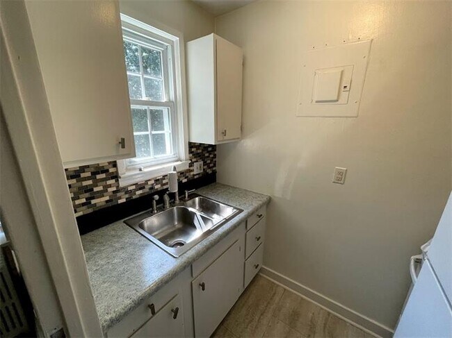 Foto del edificio - 836 Thorn St