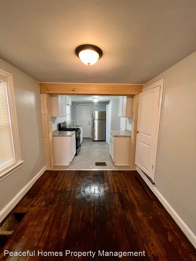 Foto del edificio - 1 br, 1 bath House - 36 Hazel St