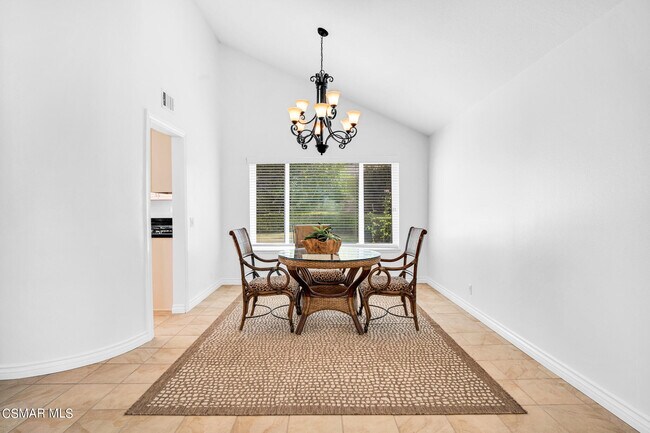 Building Photo - 2626 Ridgebrook Pl