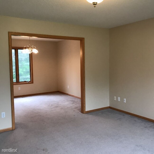 Building Photo - 4 br, 4 bath House - 2511 Mayowood Ln SW, ...