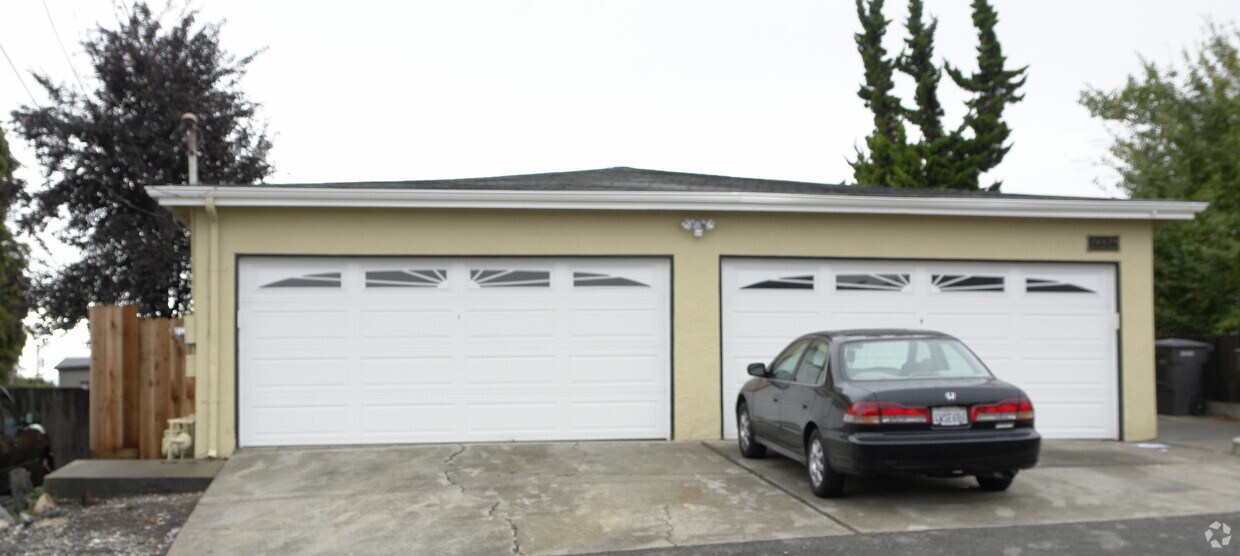 Building Photo - 21429 Ocean View Dr