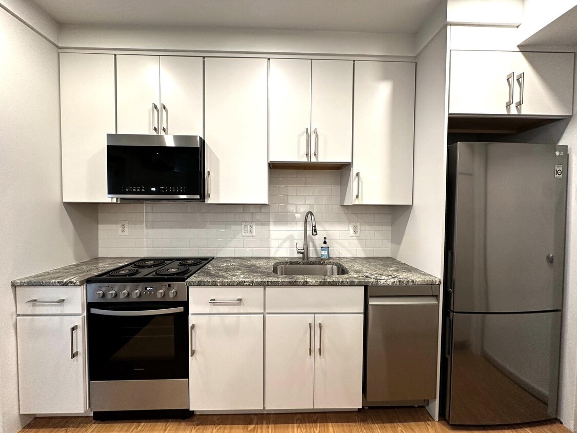 Photo - 922 N Cleveland St (Arlington, VA)