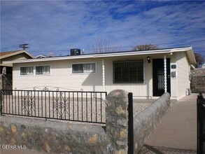 Building Photo - 6209 Gila Rd