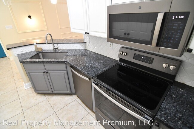 Building Photo - 2 br, 2 bath House - 8429 Florida Blvd Uni...