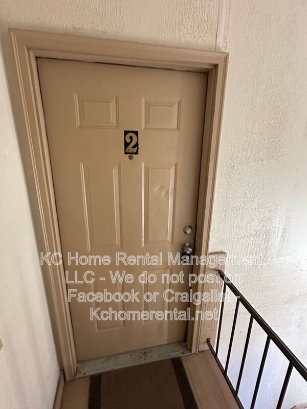 Building Photo - 13428 Spring St