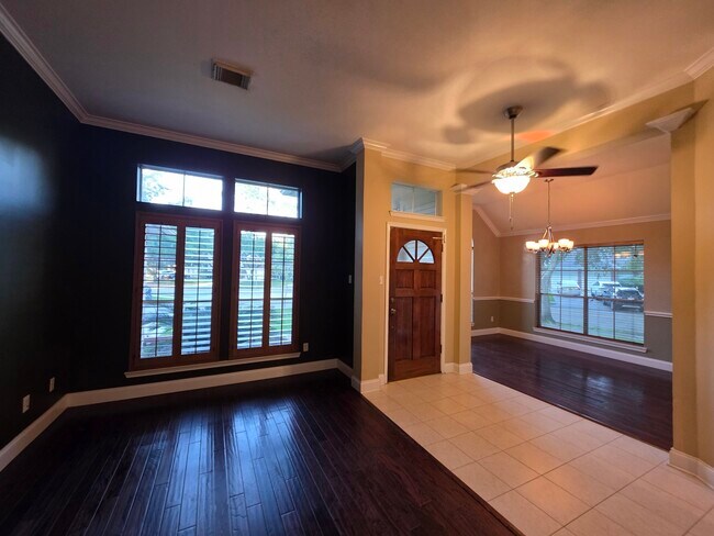 Foto del edificio - 1715 Diamond Brook Dr