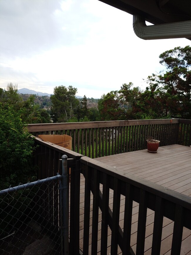 Foto del edificio - 3 Bed/2 Bath Single Level Condo in Poway