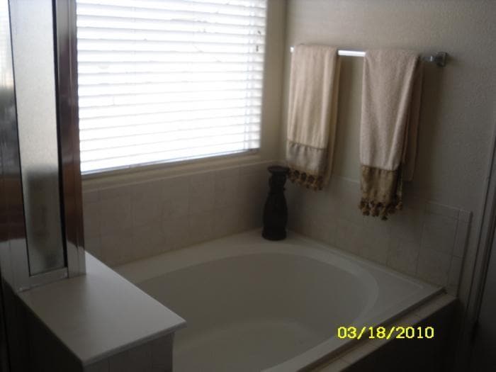 Foto del edificio - 2 Story Home For Rent in Claremont Ranch