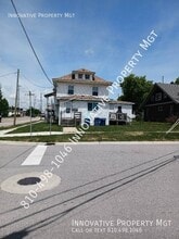 Building Photo - 103 E 3rd St