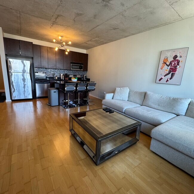 Foto del edificio - 659 W Randolph St