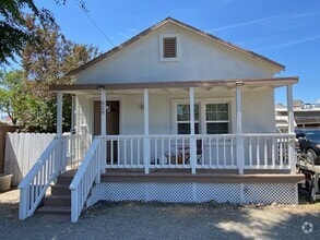Building Photo - 620 1st St