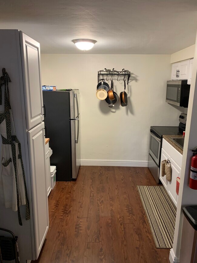 54 Hawley Ave Unit 1, Bellevue, PA 15202 Apartments in Bellevue, PA