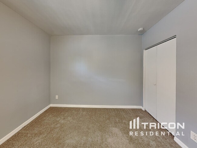 Building Photo - 2529 Brentwood Drive Clearwater FL