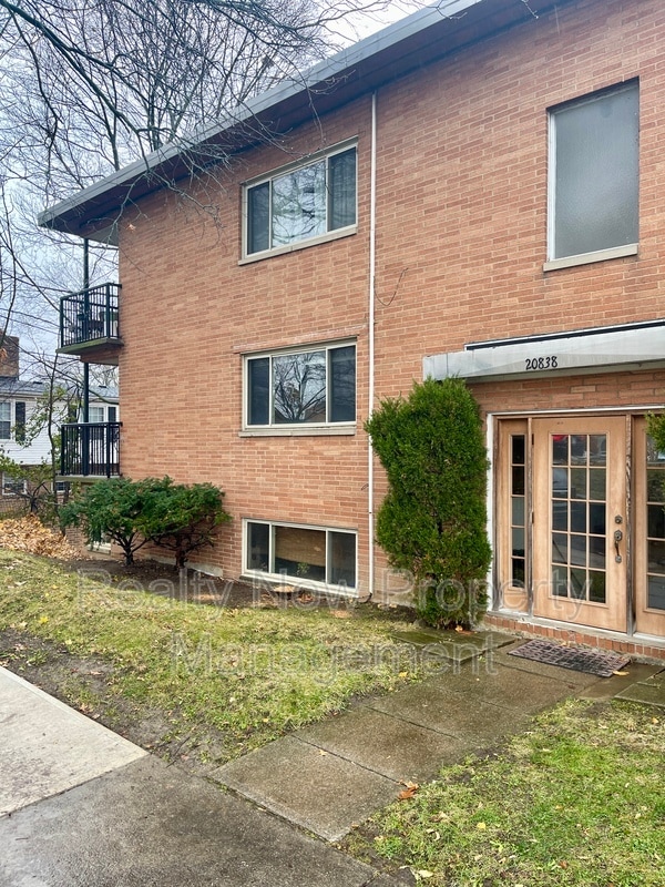 Foto del edificio - 20838 Detroit Rd