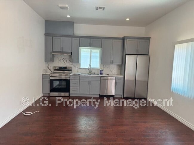 Foto del edificio - 7747 Valmont St