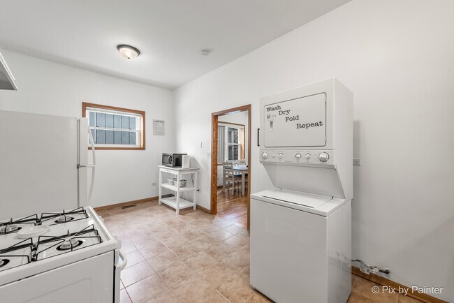 Foto del edificio - 3305 S Bell Ave