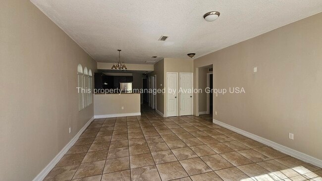 Foto del edificio - 2373 Broadway Ave