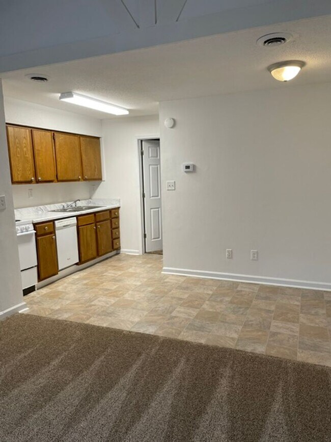Foto del edificio - 1505-1507 Rustic Dr