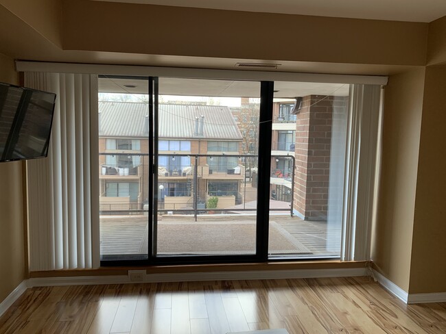 Bedroom sliding doors to patio - 1 Riverside Pl