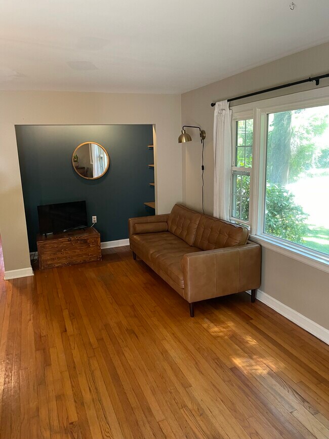 Foto del edificio - 62 Royal Oaks Dr