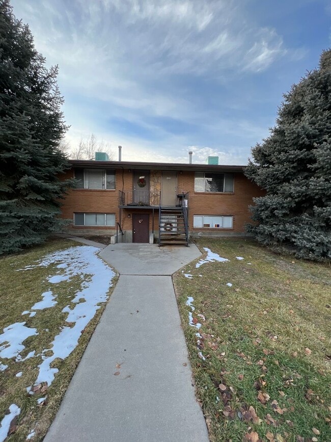 Building Photo - 1434 S 320 E