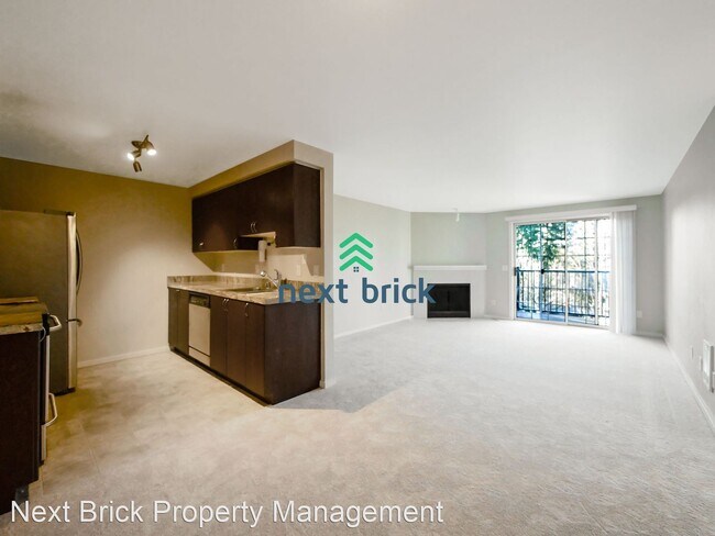 Foto del edificio - 2 br, 1 bath House - 224 9th St Apt G301