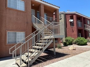 Building Photo - 4730 E Craig Rd