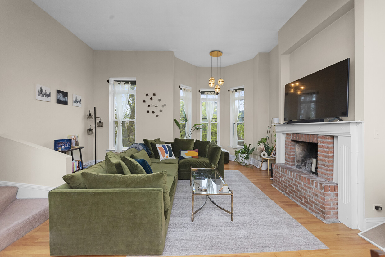 Foto principal - 2050 N Bissell St