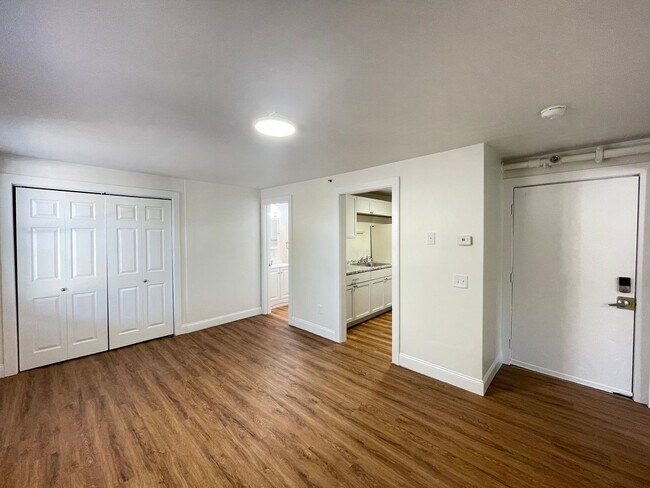 Foto del edificio - 251 Pine St