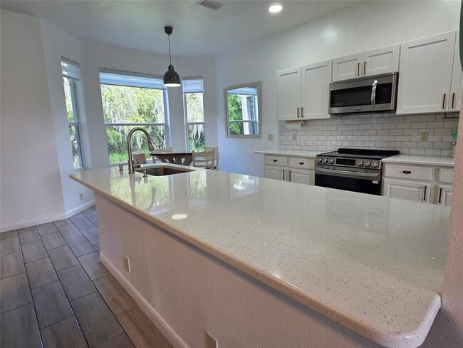Building Photo - 3323 Songbird Ln