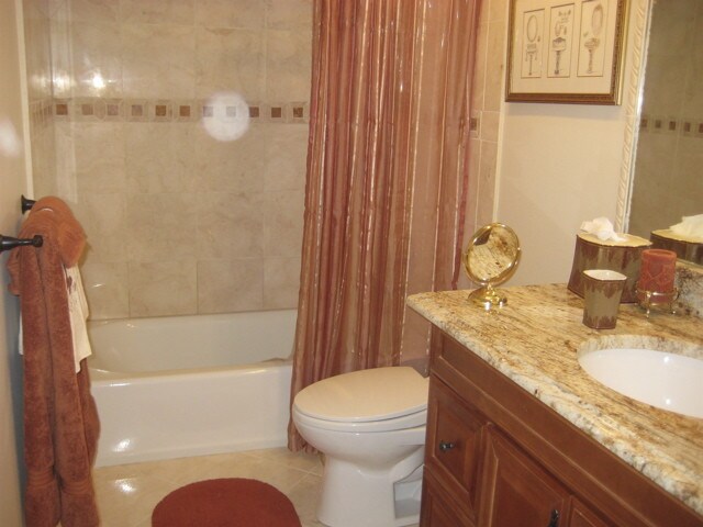 Foto del edificio - 375 Plum Creek Dr