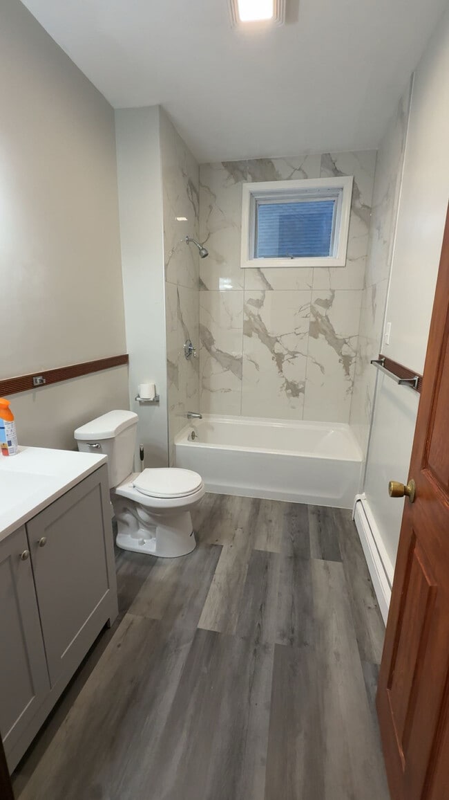 Foto del edificio - 72 Fair St