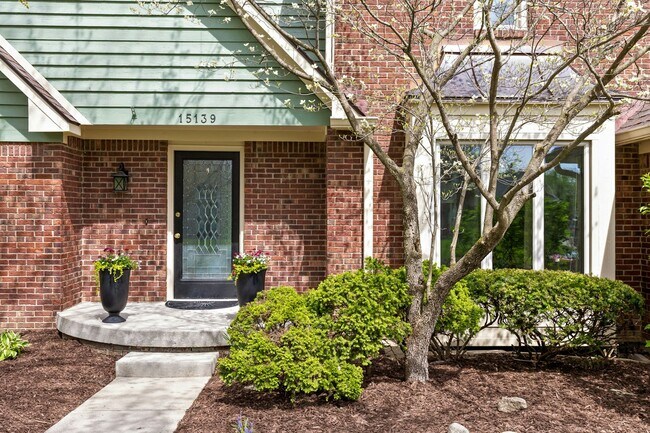 Foto del edificio - 15139 Derby Ct