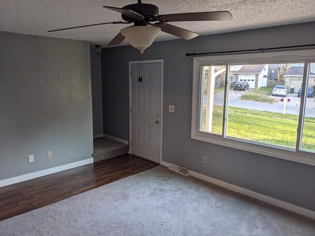 Foto del edificio - 2107 10th St Pl