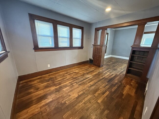 Foto del edificio - 1106 Garfield Ave