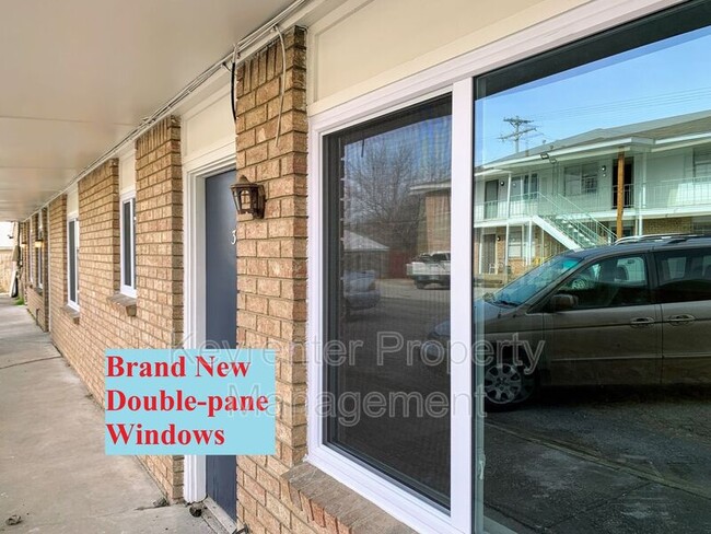 Building Photo - 1831 N College Ave
