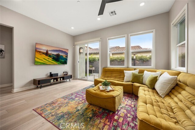 Foto del edificio - 748 Sunrise Rd