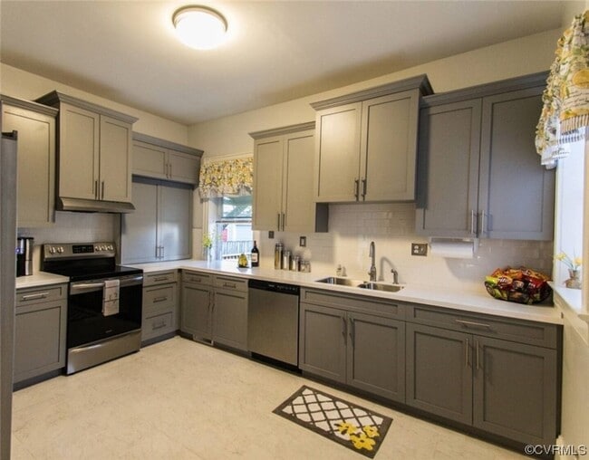 Building Photo - 1911 3rd Ave