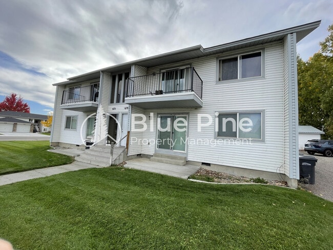 Building Photo - 678 Foster Dr